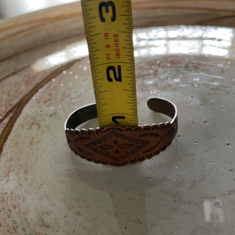 Vintage Copper Bracelet Arrowhead Engraved Adjustable Width - Picture 8 of 10